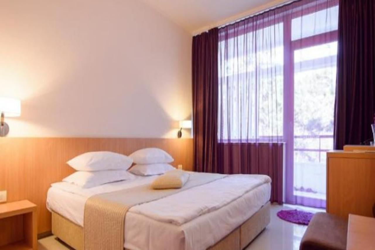 Hotel Sara ネプトゥン エクステリア 写真